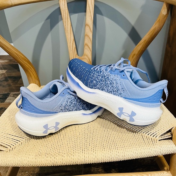 Under Armor Infinity Elite. women’s running shoe - Picture 1 of 5